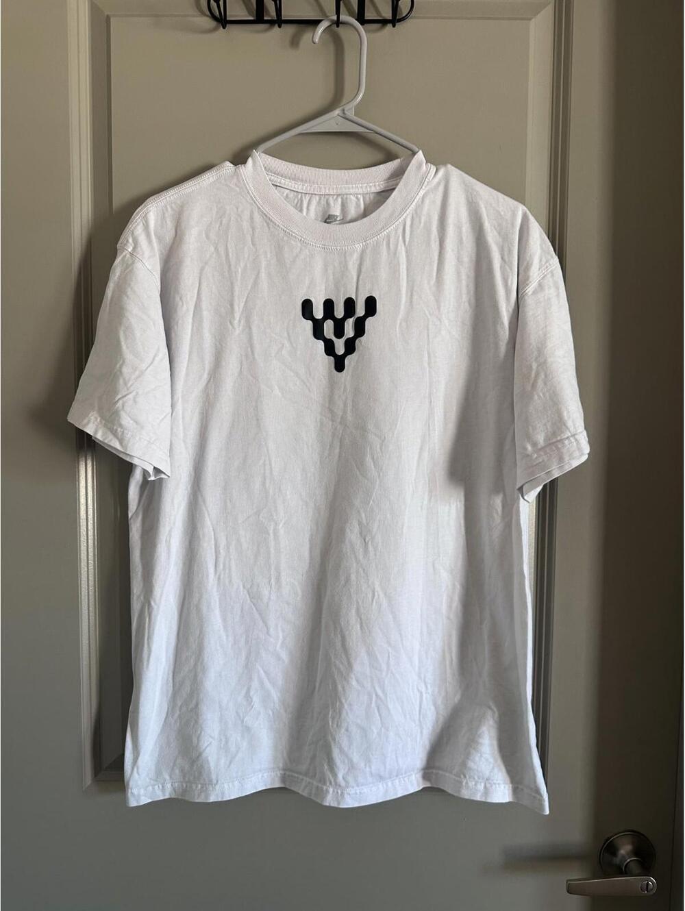 Nike Mens Megan Rapinoe Short Sleeve Loose Fit Tee Shirt Size Medium